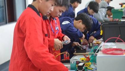 2018，你的操作岗职业规划做好了吗？职业培训让你脱颖而出